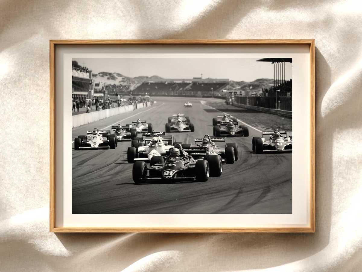 Compressed Pack Between Rails – F1 Retro Poster Formula 1 poster displayed as motorsport wall art